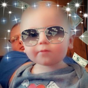 Meet your Posher, Theresa